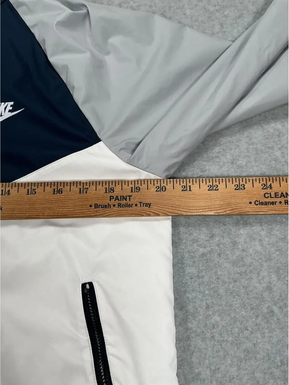 Nike Vikings Colorblock Windbreaker Jacket with Hood (470)‎